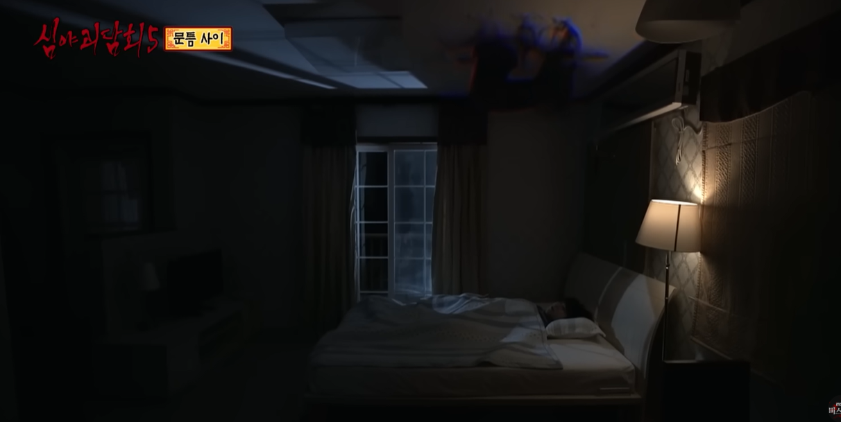 심야괴담회 문틈 사이, 월세 받으러 간 대학생이 마주친 긴 생머리 귀신 이야기 8 6